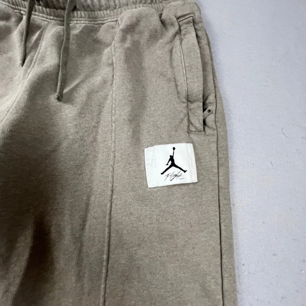 Jordan Flight Fleece Sweatpants Mens S Green Joggers DD7001-320 Athleisure